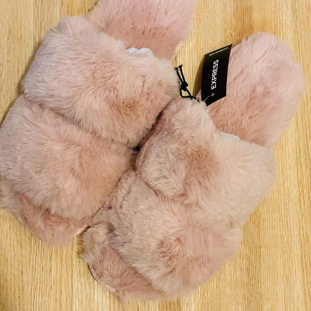 Express Slippers - Picture 2 of 2